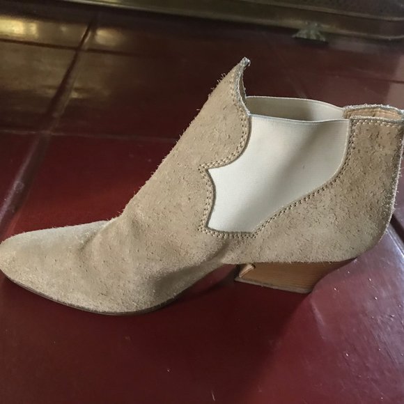 Acne tan Alma booties, size 35 - Picture 4 of 11